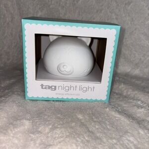Tag Night Light Baby Toddler Room Cute Bear LED Energy Efficient‎ NIB
